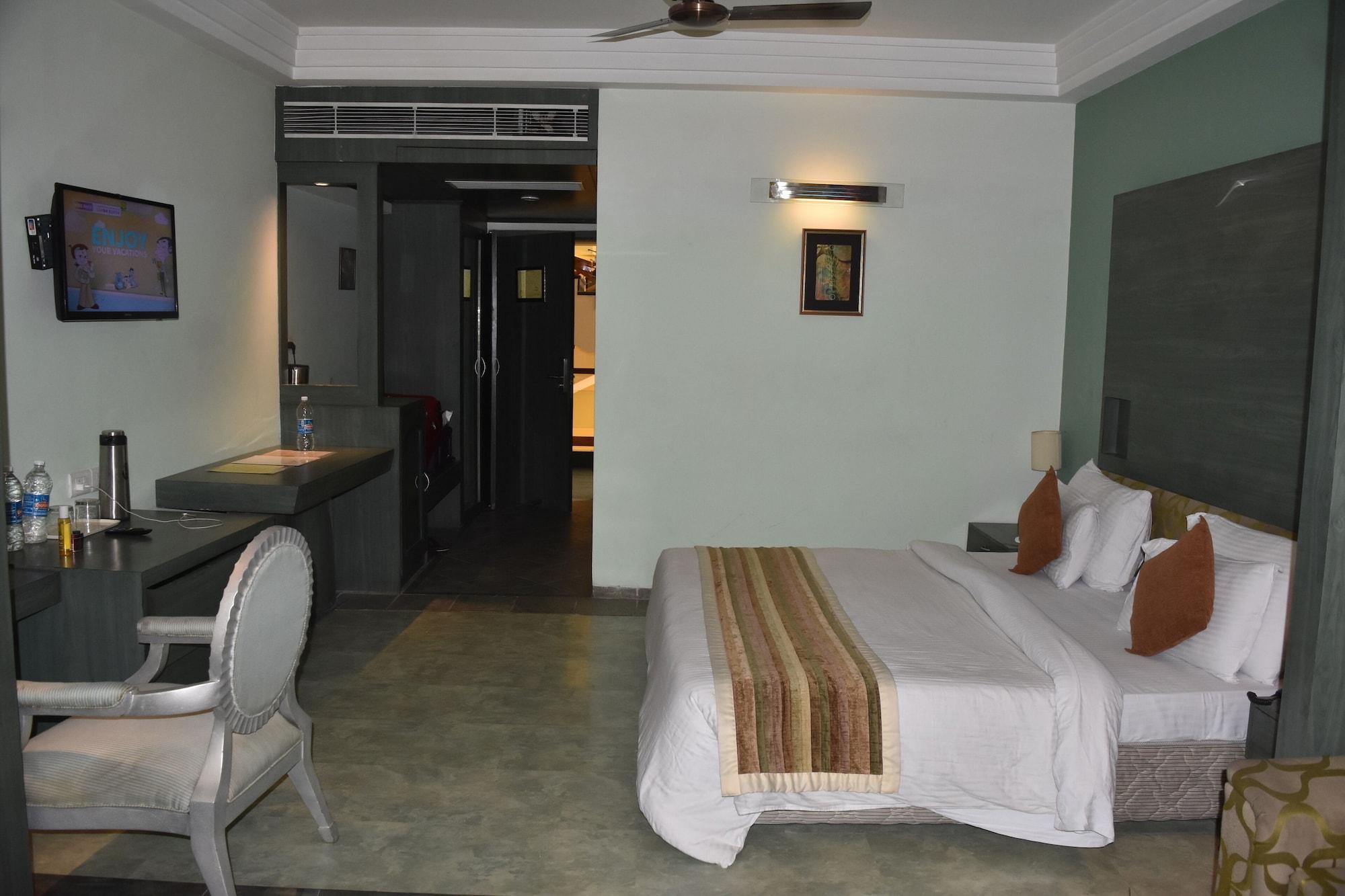 K C Residency Vaishnodevi Hotel Катра Екстериор снимка