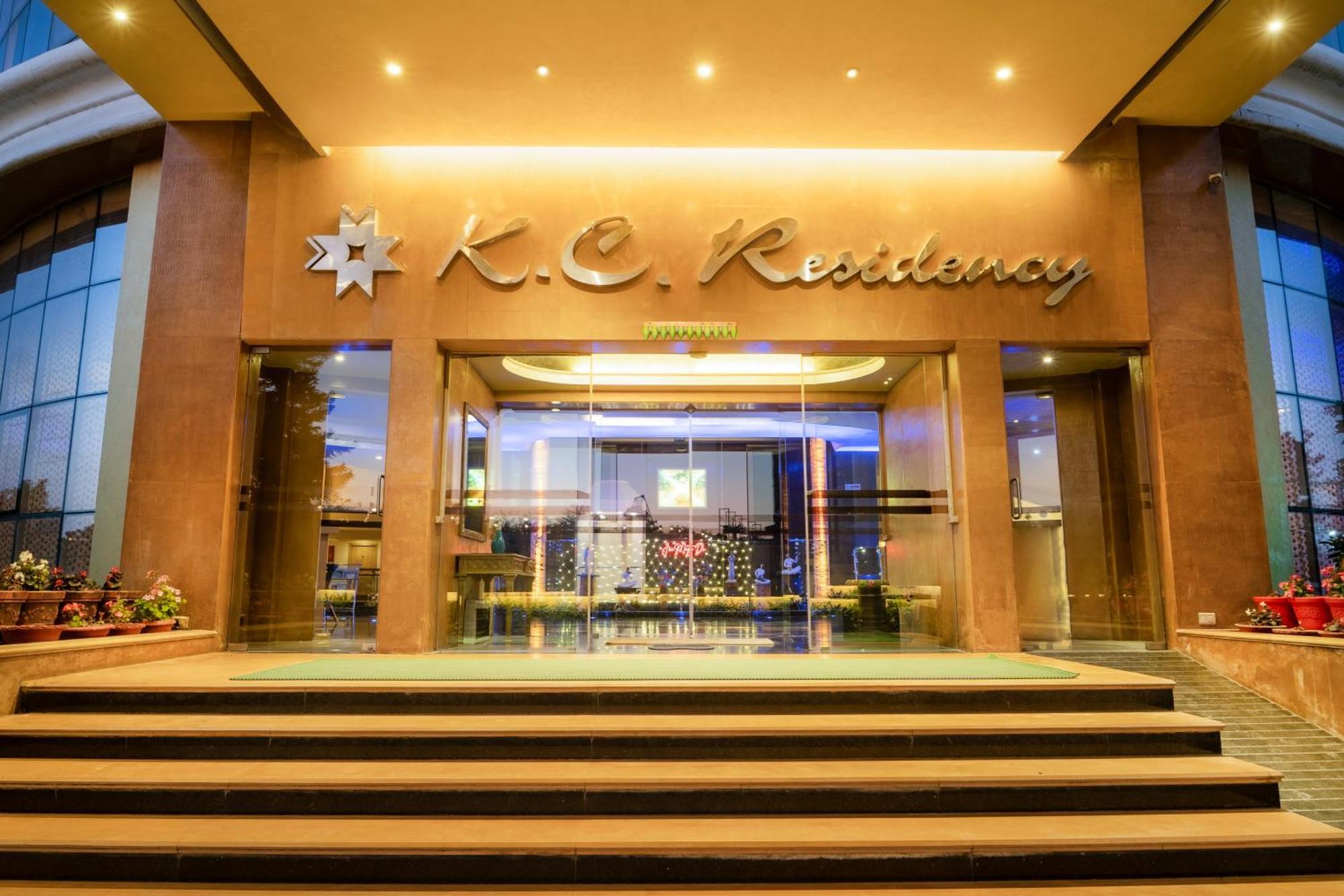 K C Residency Vaishnodevi Hotel Катра Екстериор снимка