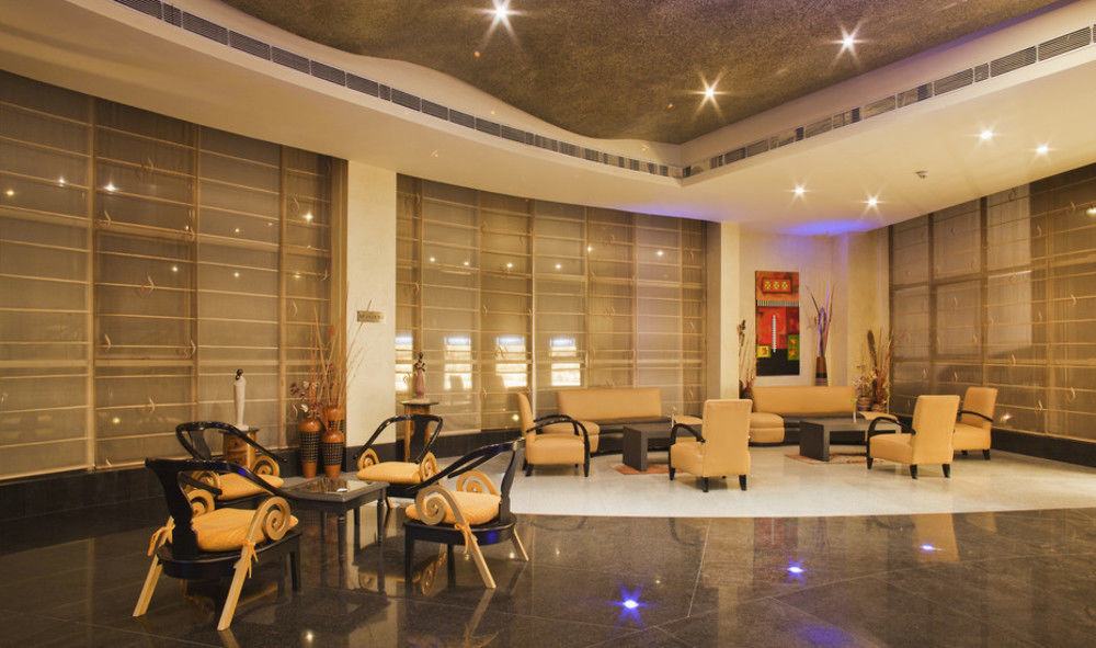 K C Residency Vaishnodevi Hotel Катра Екстериор снимка