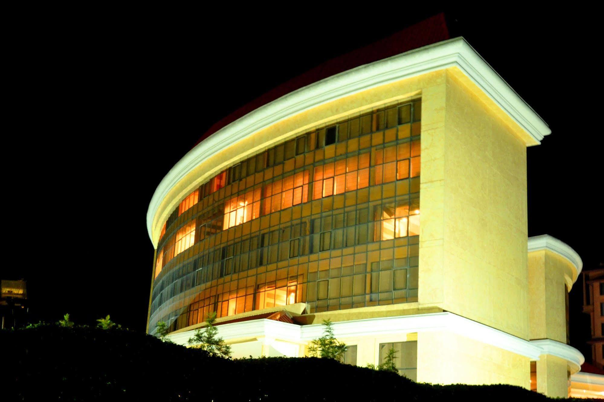 K C Residency Vaishnodevi Hotel Катра Екстериор снимка